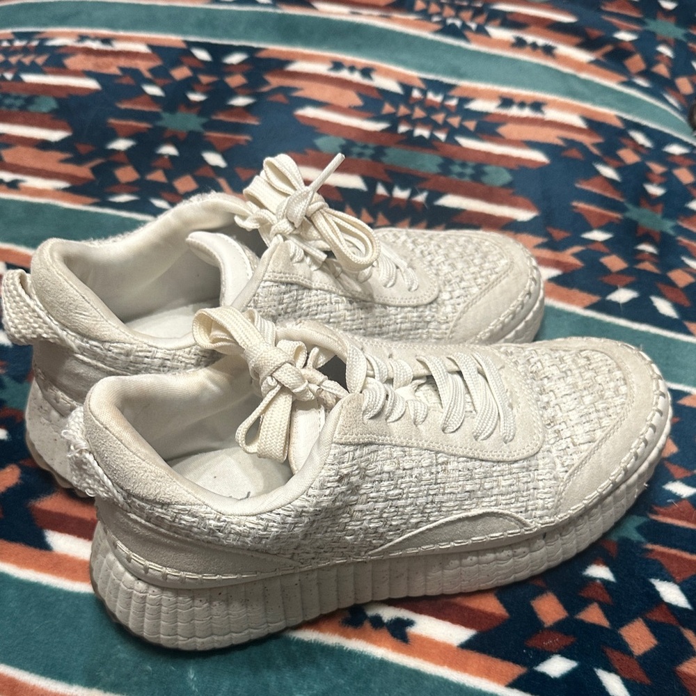 Women's Cream Sneakers